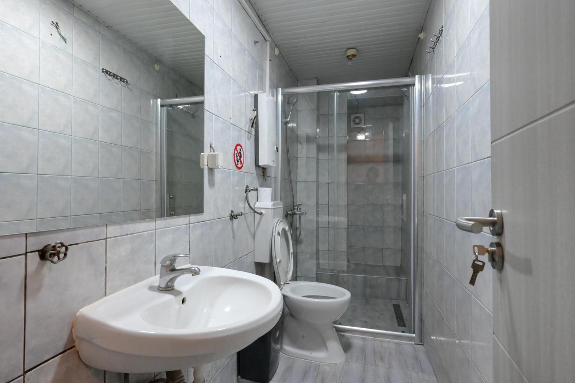 Hostel Best Скопие Екстериор снимка